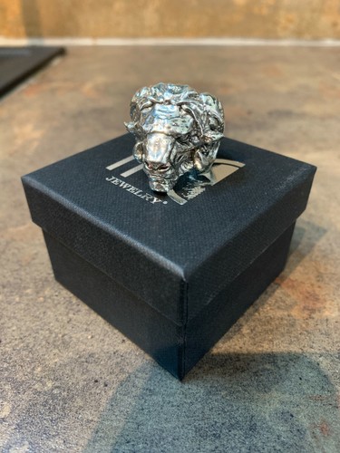 Bague chevalière tête