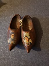 Petits sabots en bois