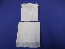 Parure Drap de bébé ancien