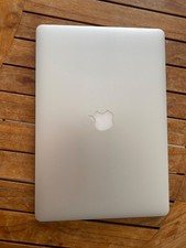 macbook pro 15 pouces Core i7 avec chargeur d'origine