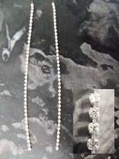 BOUCLES D'OREILLES  BY AGATHA