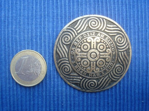B27 broche métal argenté - b27,