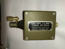 Terminal Box TM 218 Support Antenne militaire SIGNAL CORPS US ARMY  NOS   E3h4
