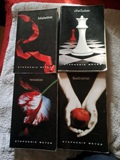 Saga Twilight - Tome1.2.3 et 4