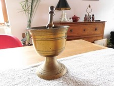 ancien mortier en bronze et