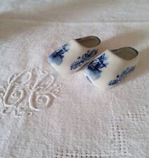 Petite paire de sabots miniature en faience de Delft  - Lot  Numéro 5