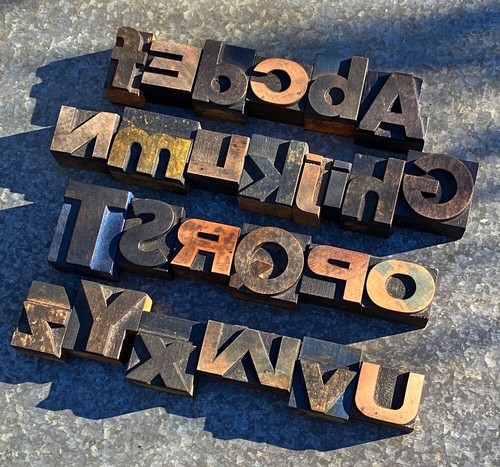 Alphabet mixte caracteres - mixte,