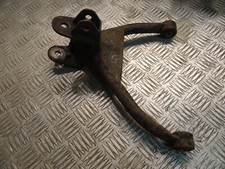 triangle avant gauche quad