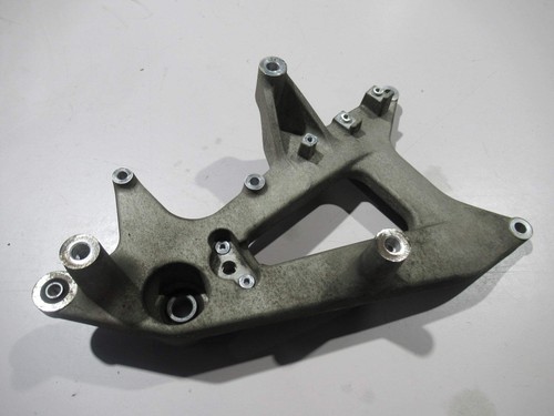 Support axe roue arrière