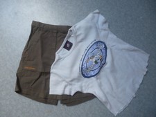 1 tee shirt MC Spirit et jupe short Décathlon 12 ans dont Okaidi offert