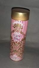 ?  boîte métal à thé bûche de Noël ?