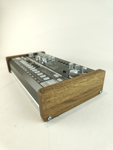 Behringer td3 synthesizer - behringer,