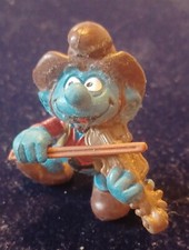 Figurine Schtroumpf Cowboy violon. Occasion.