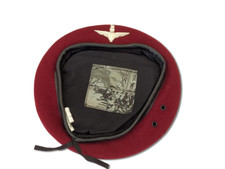 Béret + insigne parachutiste Anglais  tour de tête 56?5a.