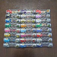 Power Rangers Dino Charge Zyudenchi 01-23 et chargeur KYORYUGER sélectionné...