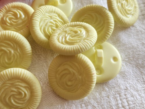 Lot boutons jaune cœur - boutons,
