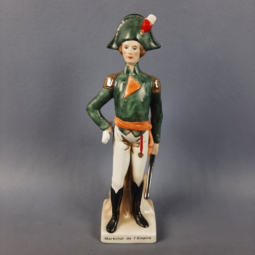 Statue porcelaine soldat - porcelaine,