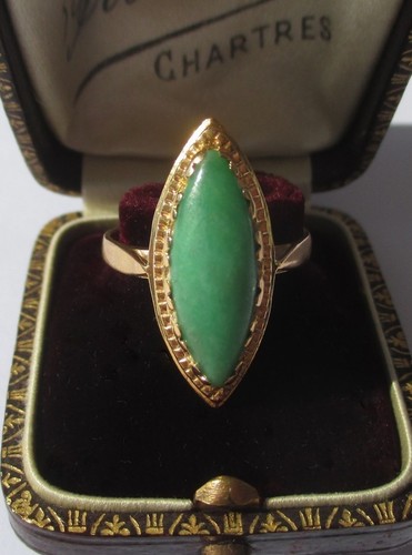 Importante bague navette