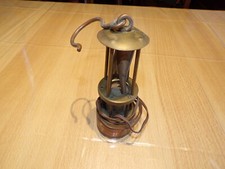 Lampe de mineur cuivre et laiton ( 17 cm de haut ) " Montceau-les-Mines "