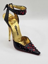 Just The Right Shoe Devil May