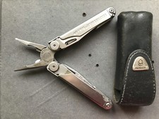 Pince multifonctions LEATHERMAN WAVE avec étui VICTORINOX