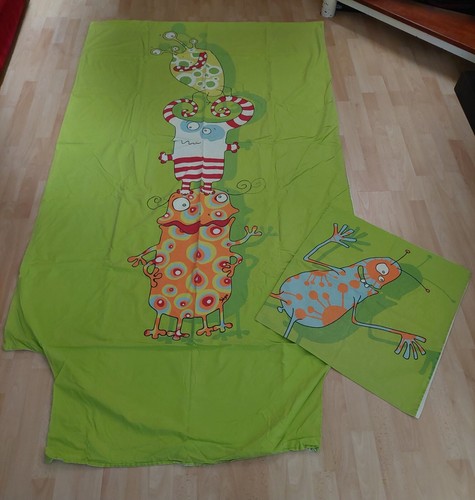 Parure lit monstres - ",