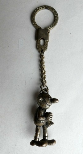 Tres rare figurine - tres,