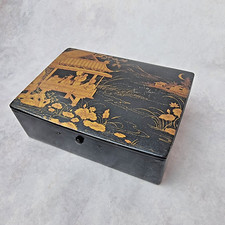 Boîte Laquée Asiatique