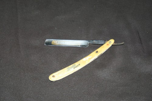 Rasoir coupe choux - , ancien