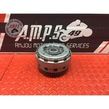 Cloche d'embrayage avec