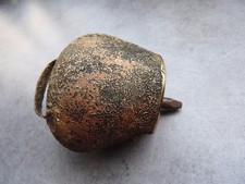 ANCIENNE CLOCHE CLOCHETTE SONNAILLE VACHE BOVIN ANIMAUX ((( SON CLAIR