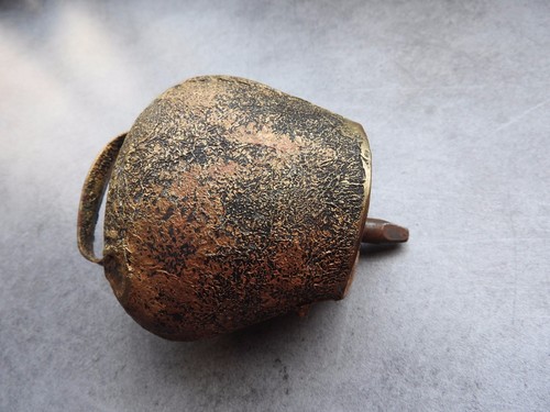 Ancienne cloche clochette - cloche,