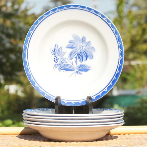 Ensemble assiettes - 6,