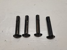 Vise attache feu arrière pour