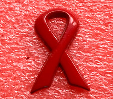 T06 Pins RUBAN ROUGE Lutte