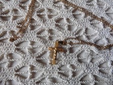 ANCIEN COLLIER EN METAL DORE