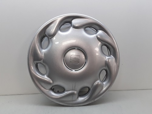 6k0601147d enjoliveur seat - 6k0601147d,