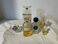 Lot de flacons de parfums de