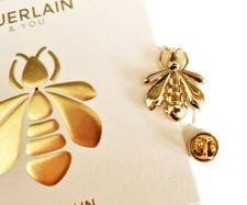 SUPERBE Pin's l'Abeille Royale de GUERLAIN