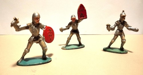 Cyrnos figurines - cyrnos,