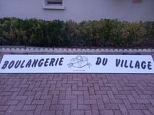 Enseigne boulangerie 400x500 cm PVC, très bon état.