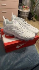 NIKE AIR VAPORMAX PLUS WHITE