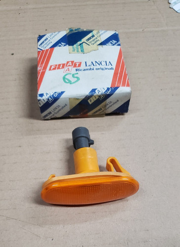Clignotant latéral lancia - clignotant,