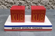 Salière Poivriere KUB En Porcelaine. Complète avec Socle. Parfait État ! Rare
