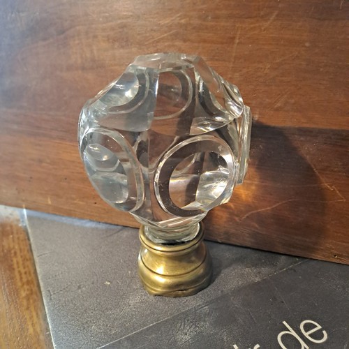 Belle boule escalier - boule,