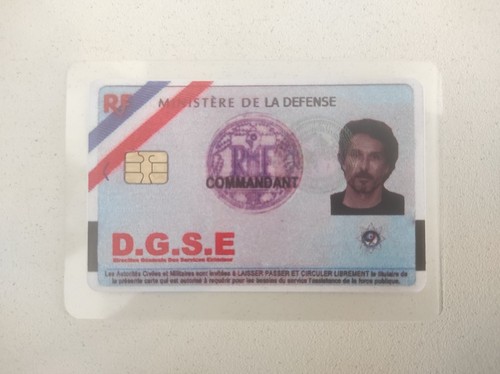 Réplique carte dgse dans - de,