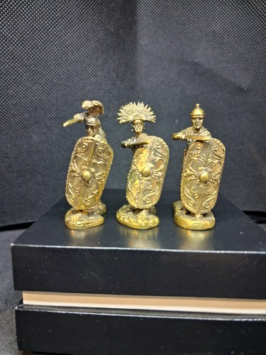 Figurine bronze soldat metal - bronze,