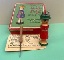 TRICOTIN ANCIEN EN BOIS PEINT