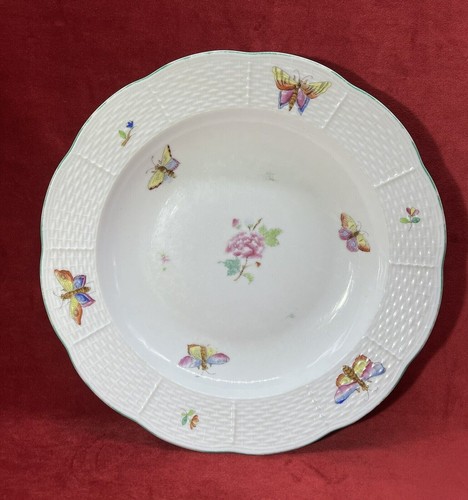 Antique herend queen victoria - queen,