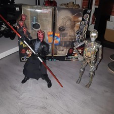 Lot figurines star wars électronique c-3po et Darty maul parle français